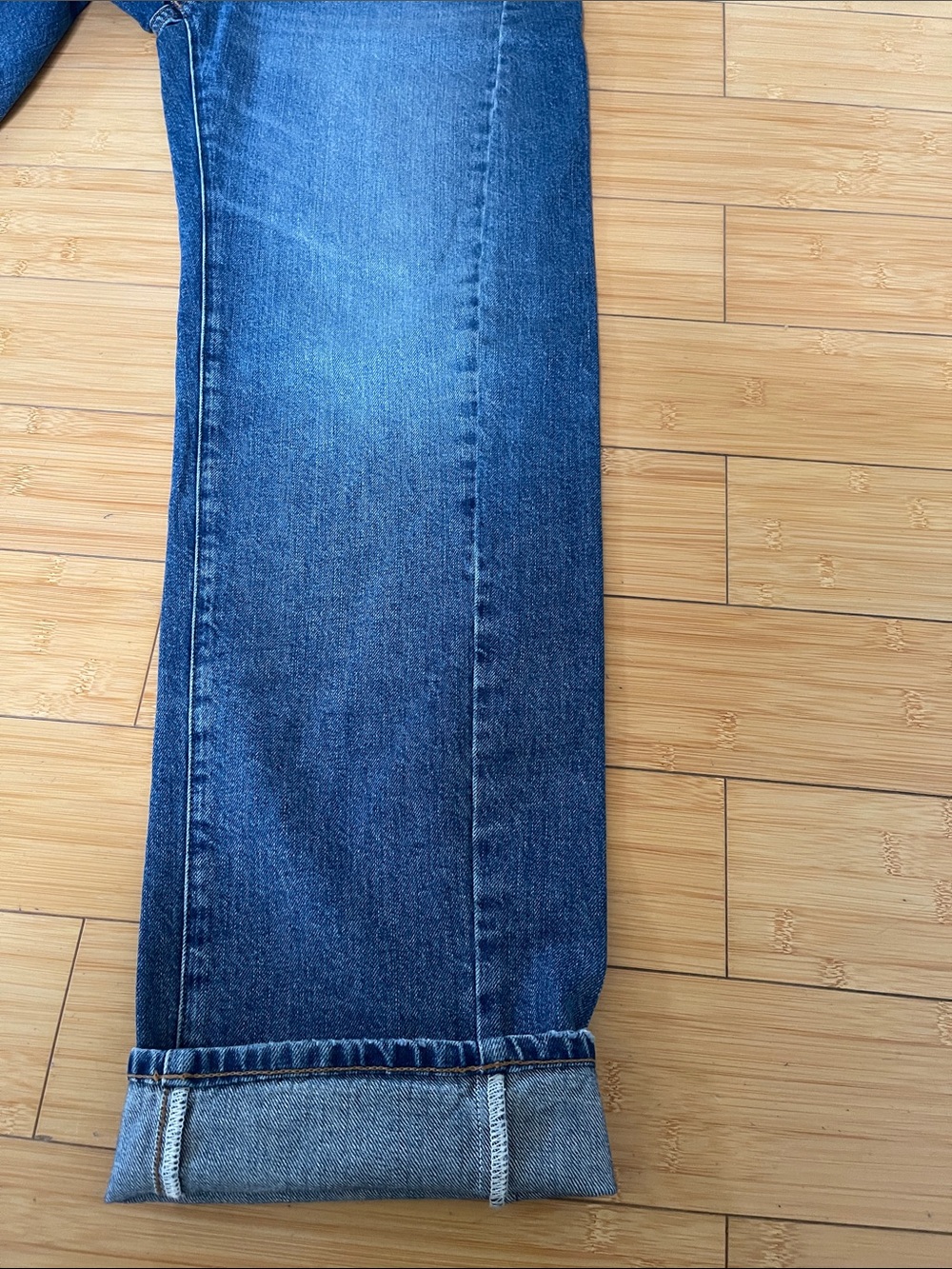 Madewell Women NWT Pieced Barrel Leg Denim Jeans in Medium Blue Wash Button 26 - Picture 15 of 15